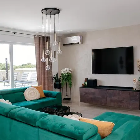 Vila Paula